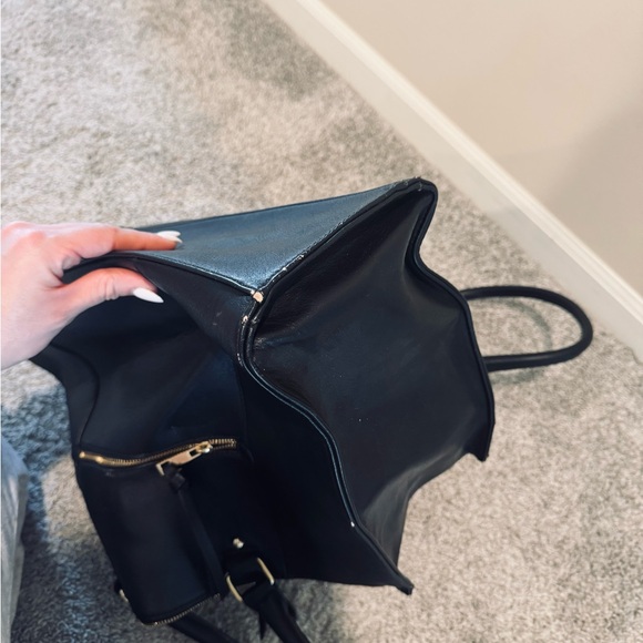 Black Leather Tote Bag - Picture 11 of 12